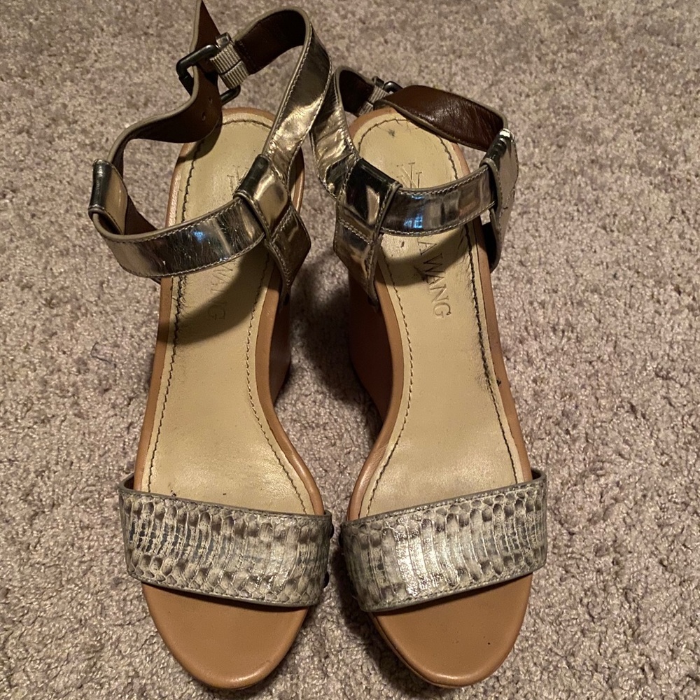 Vera Wang snakeskin wedges